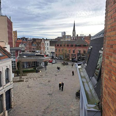 Magnifique T3 Avec Balcon Au Pied Du Metro Colbert Apartment Tourcoing Exterior photo